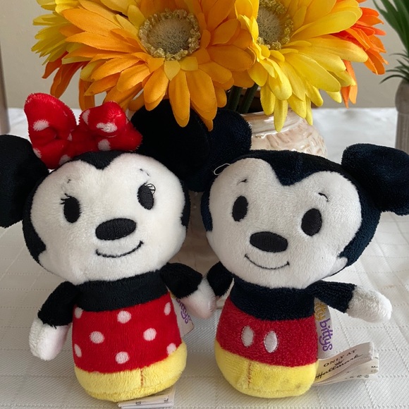 Hallmark Other - 3/$30 Disney Minnie & Mickey Itty Bittys